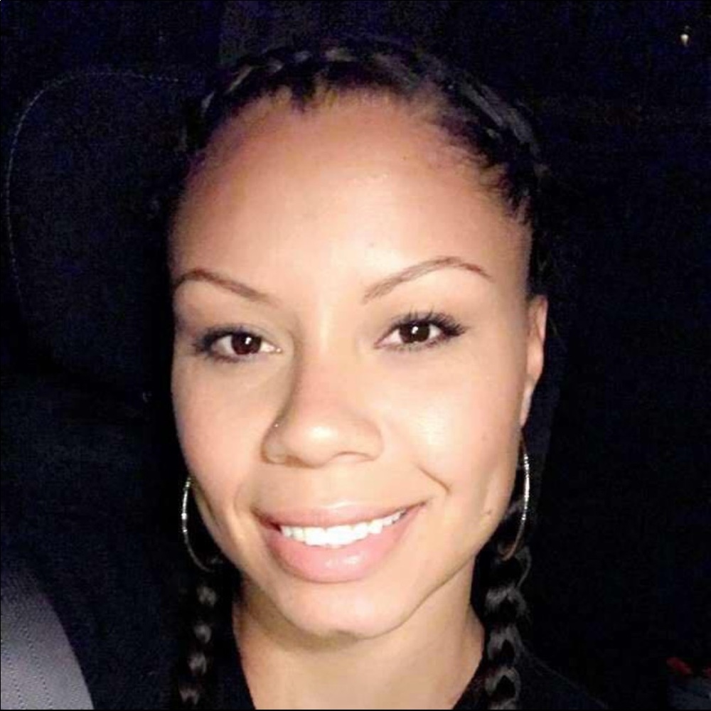 Meet your Posher, Janea
